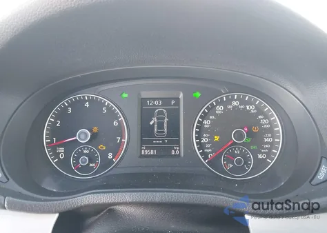 2013 Volkswagen Passat 2.5L Se z USA, uszkodzony, nr VIN 1VWBP7A3XDC107564